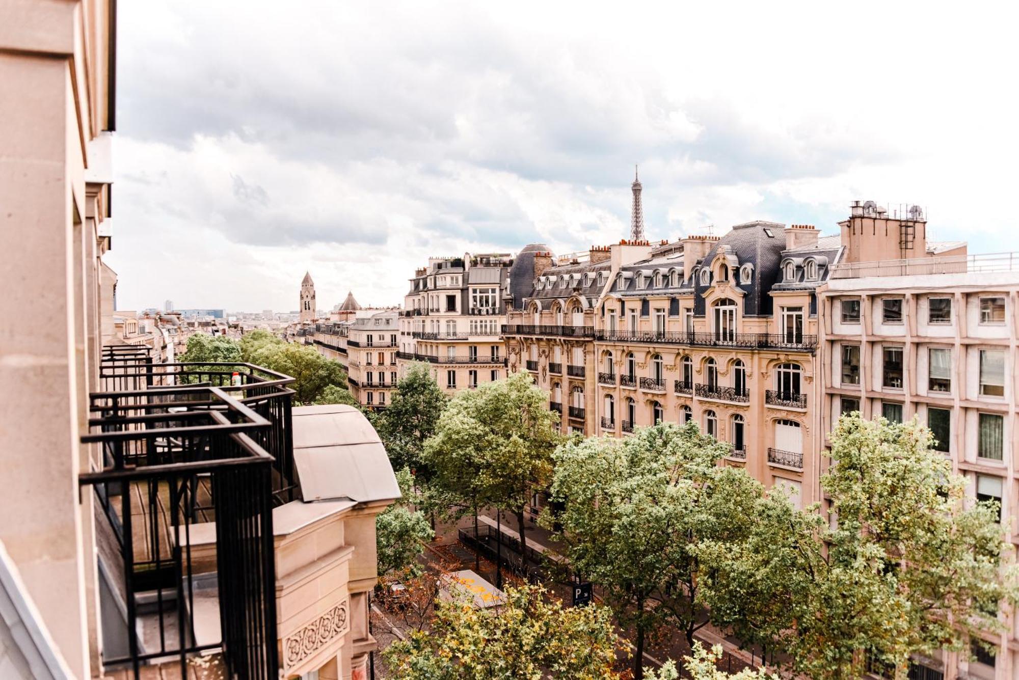 Grand Hotel Champs-Elysees Париж Екстериор снимка