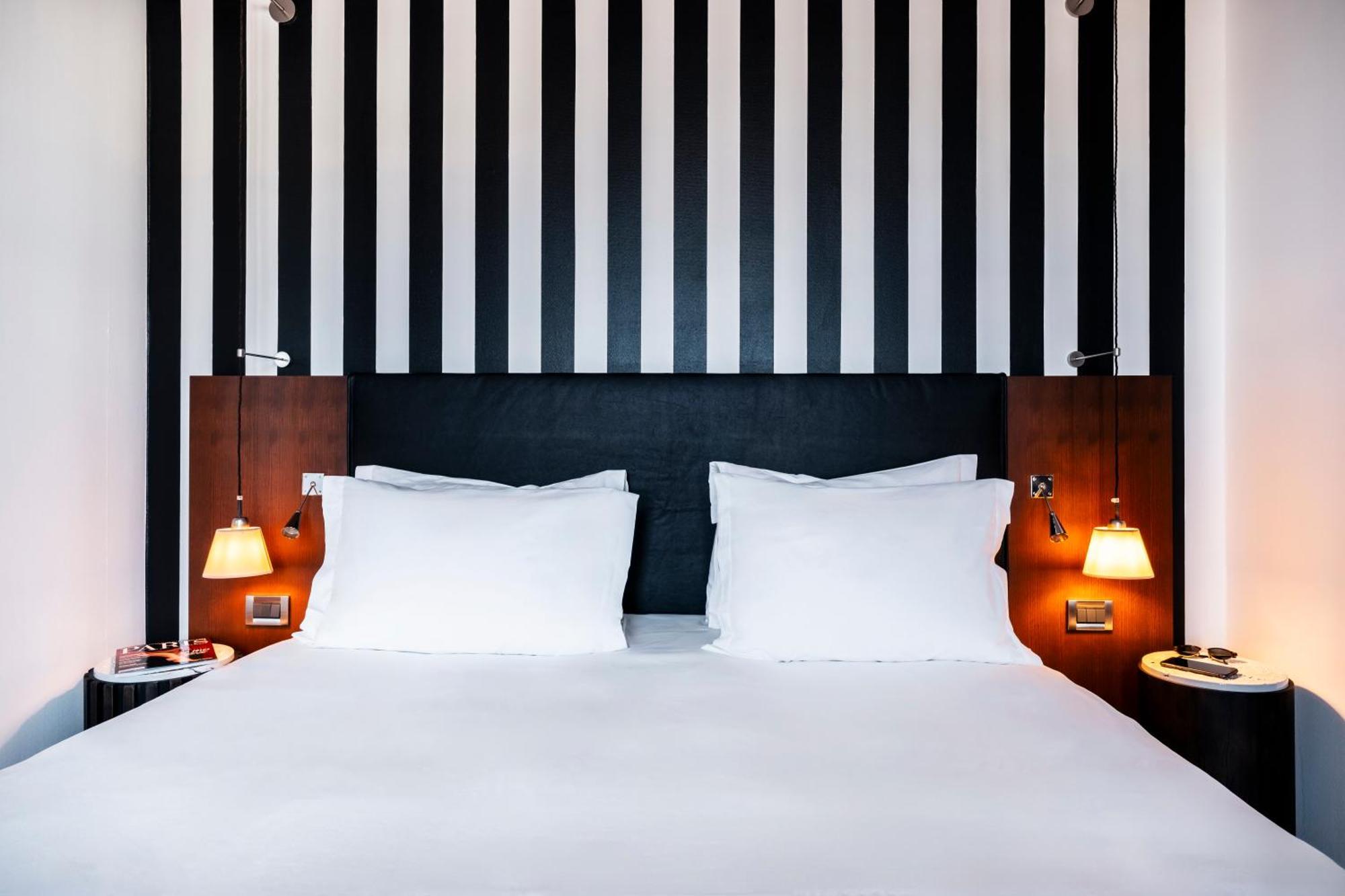 Grand Hotel Champs-Elysees Париж Екстериор снимка