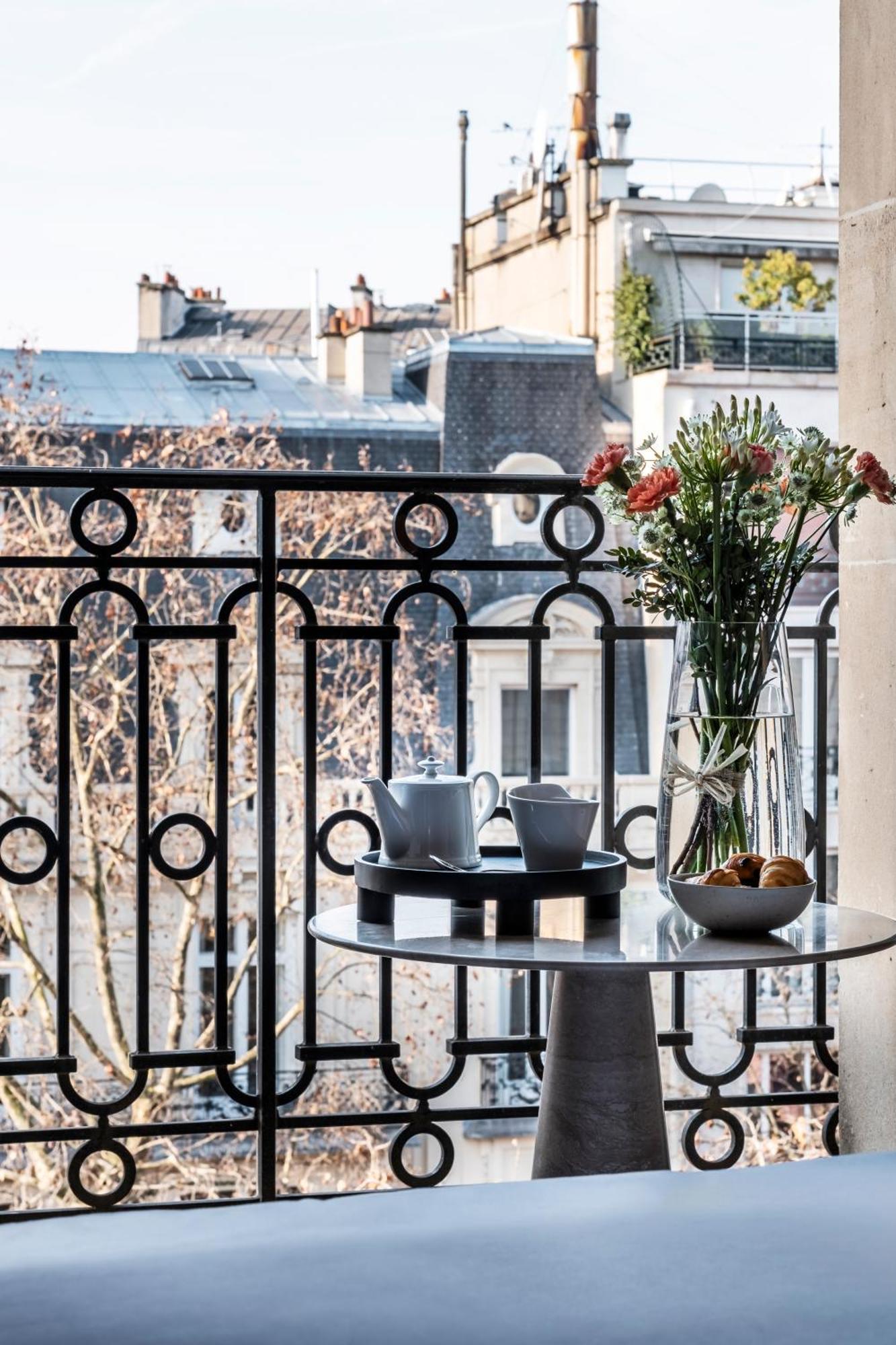 Grand Hotel Champs-Elysees Париж Екстериор снимка