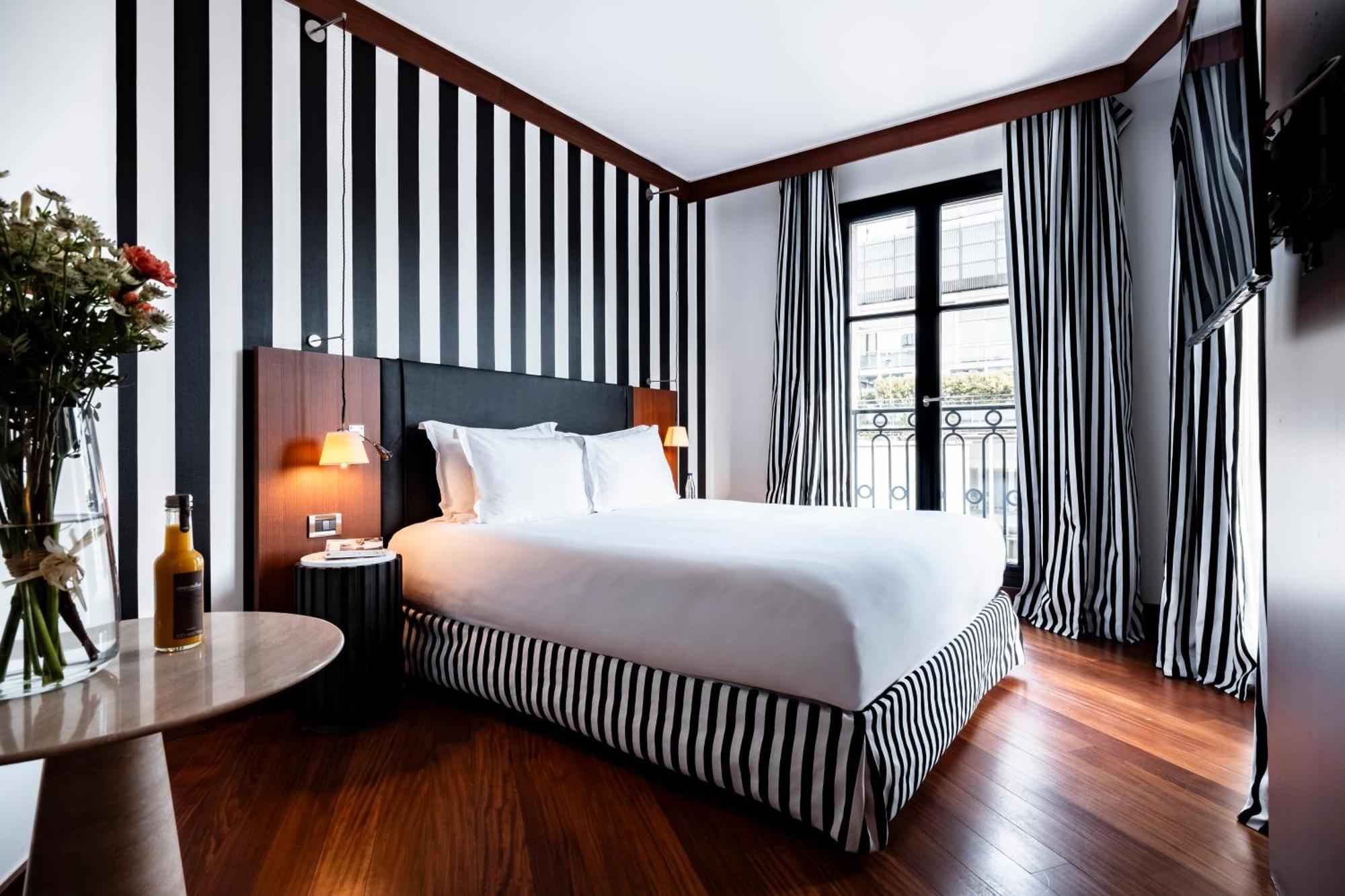 Grand Hotel Champs-Elysees Париж Екстериор снимка