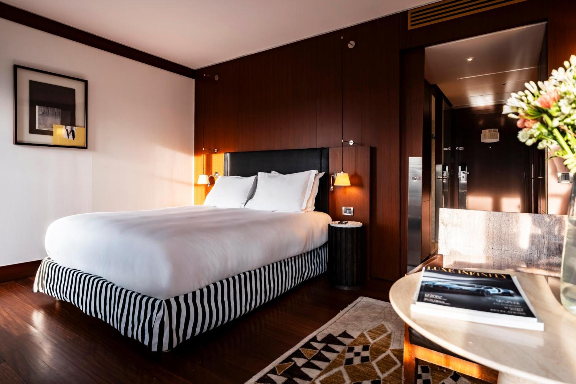 Grand Hotel Champs-Elysees Париж Екстериор снимка