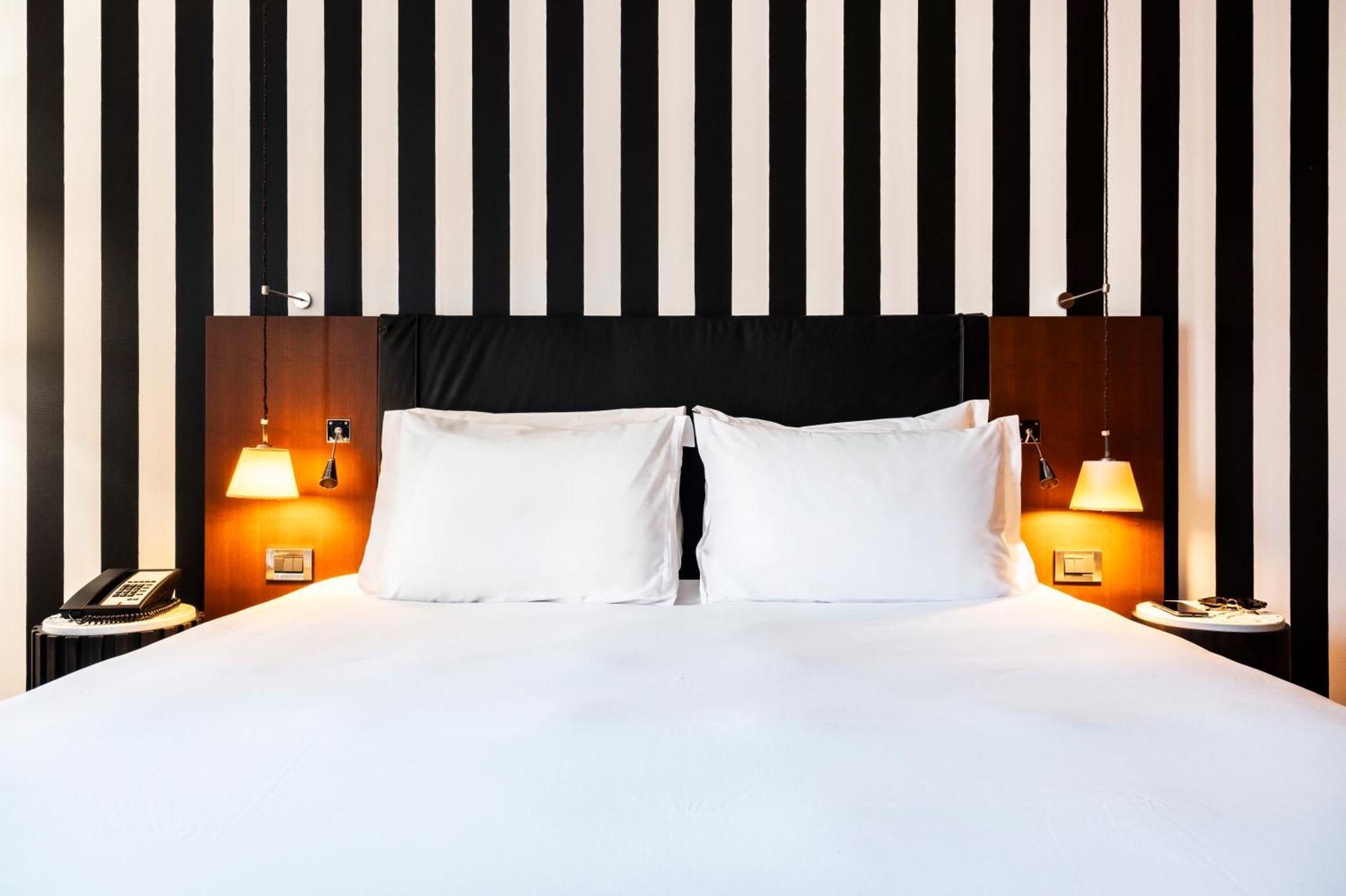 Grand Hotel Champs-Elysees Париж Екстериор снимка