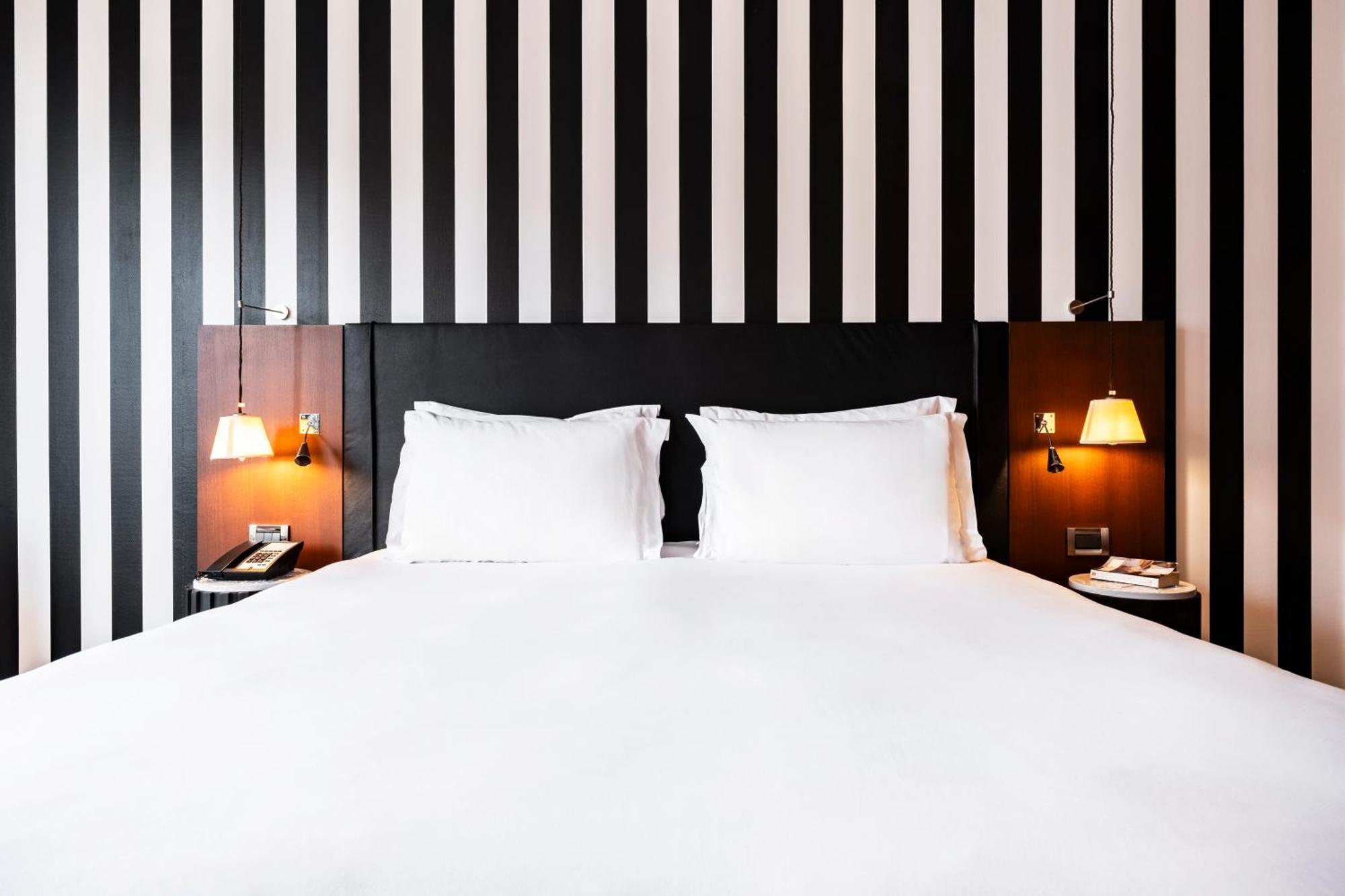 Grand Hotel Champs-Elysees Париж Екстериор снимка