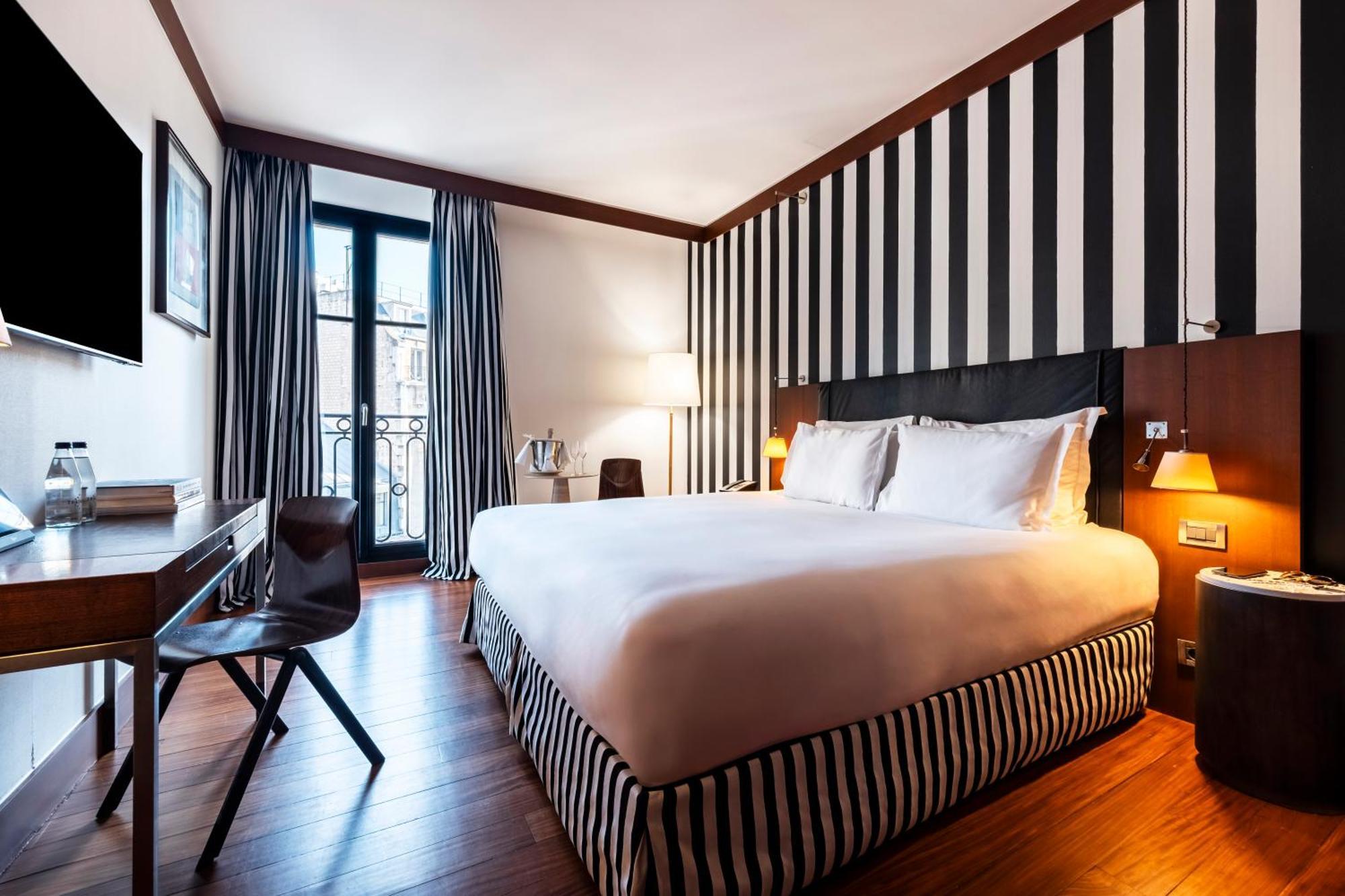 Grand Hotel Champs-Elysees Париж Екстериор снимка